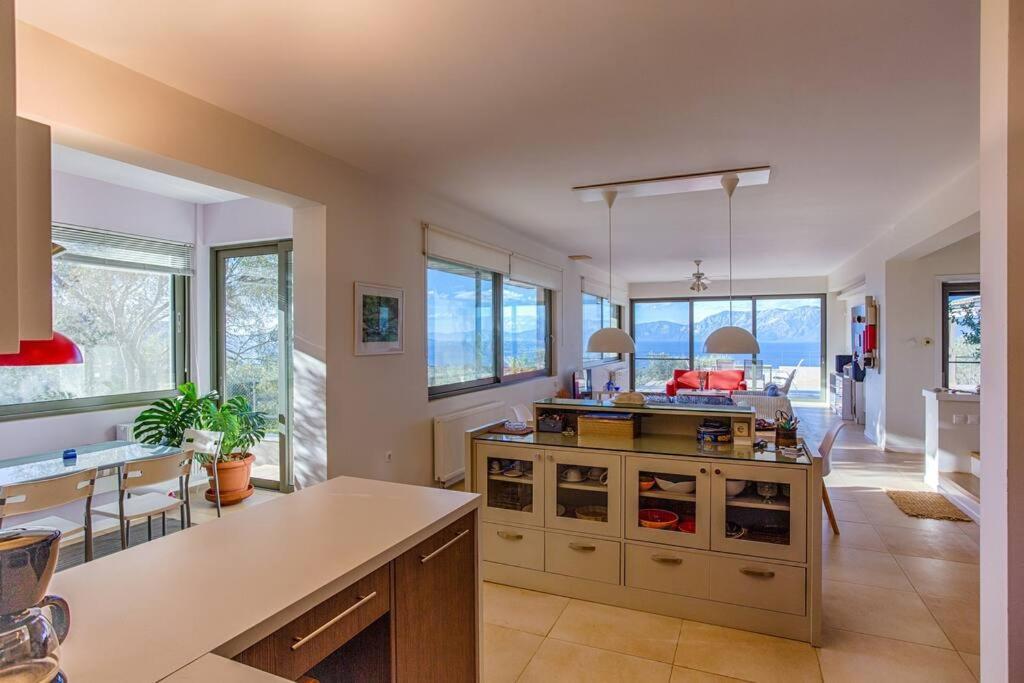 Panoramic View Summerhouse Loukissia Ngoại thất bức ảnh