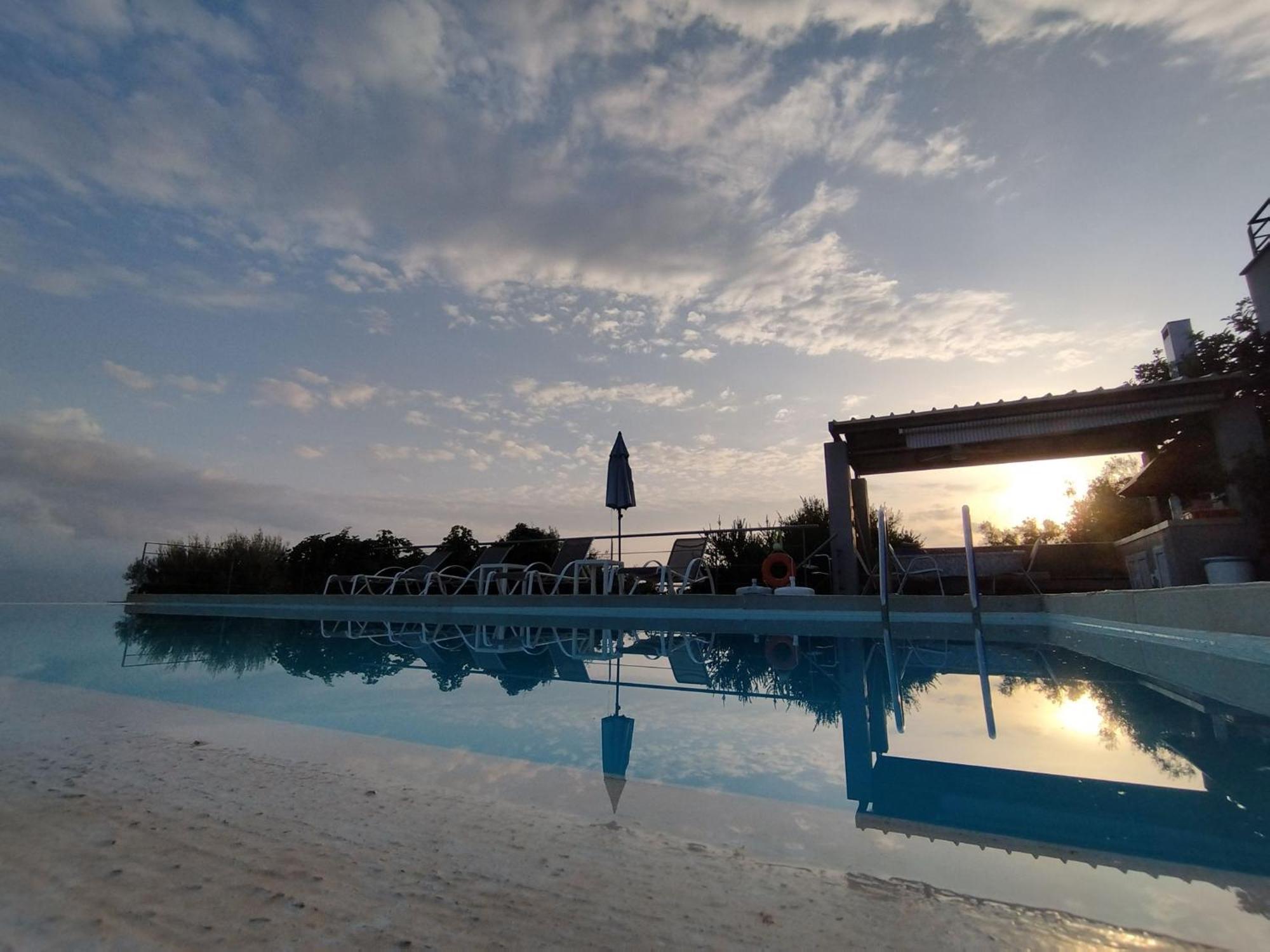 Panoramic View Summerhouse Loukissia Ngoại thất bức ảnh